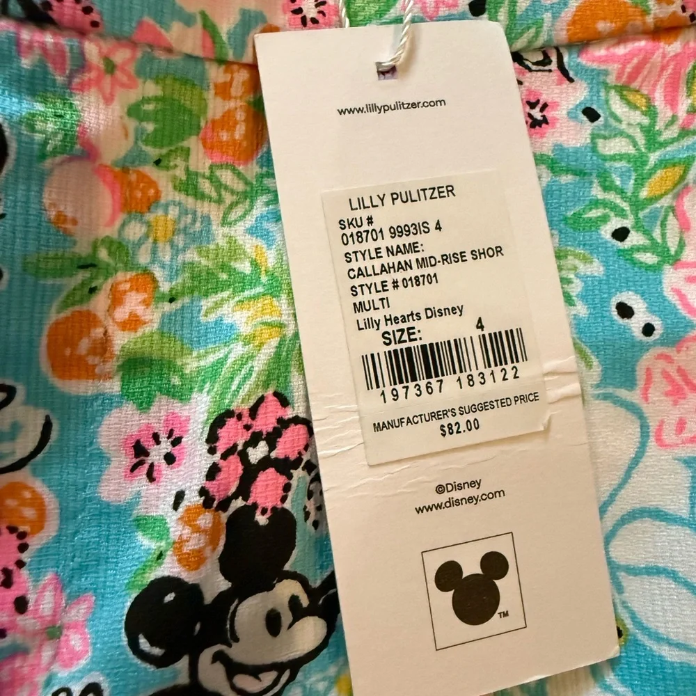 Lilly Pulitzer Hearts Disney 5" Callahan Mid Rise Short - Picture 2 of 4